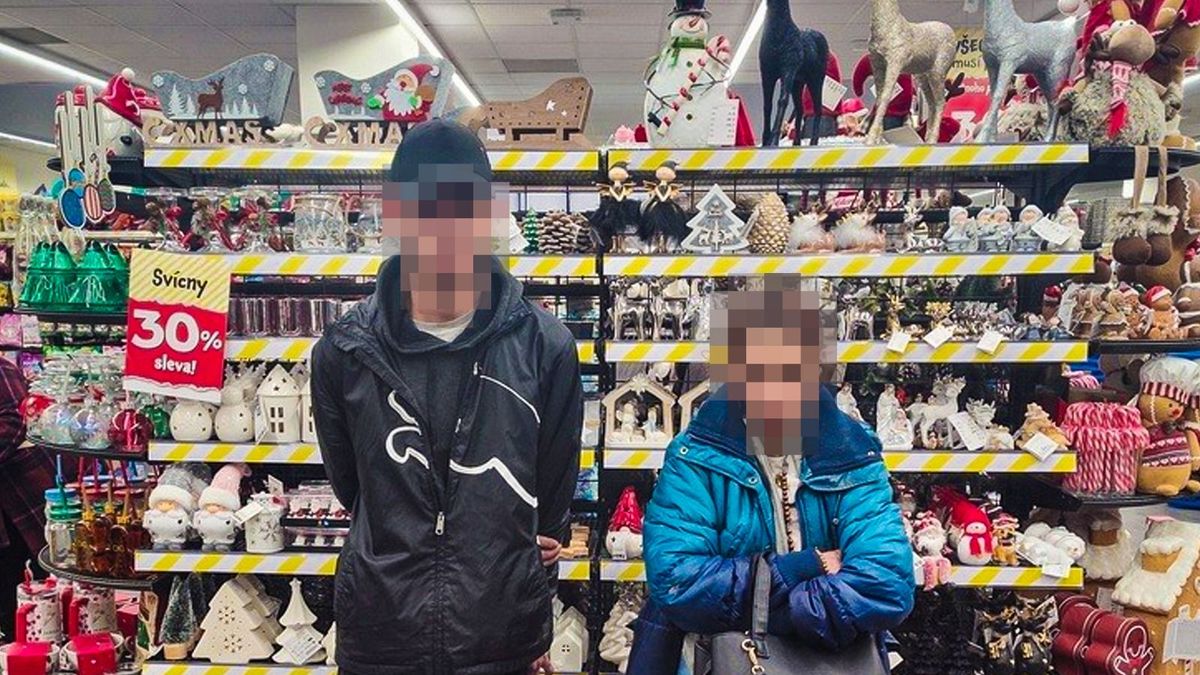 Vánoce na obzoru, v Plzni už se kradou ozdoby